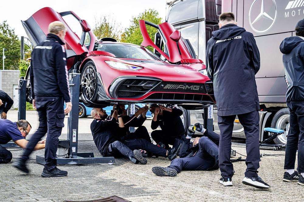 mercedes amg one 02