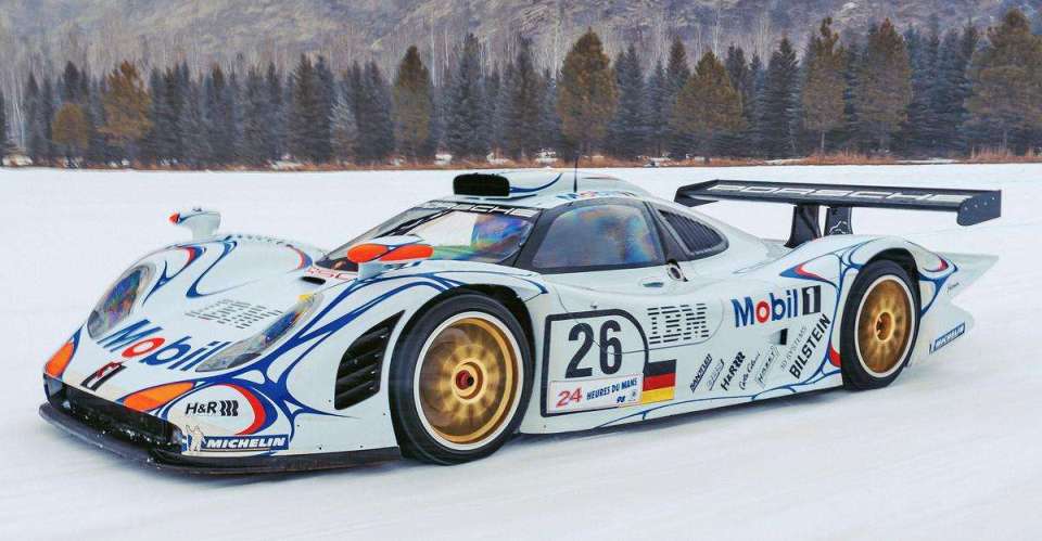 El Porsche 911 GT1 se lanza al hielo con Stéphane Ortelli