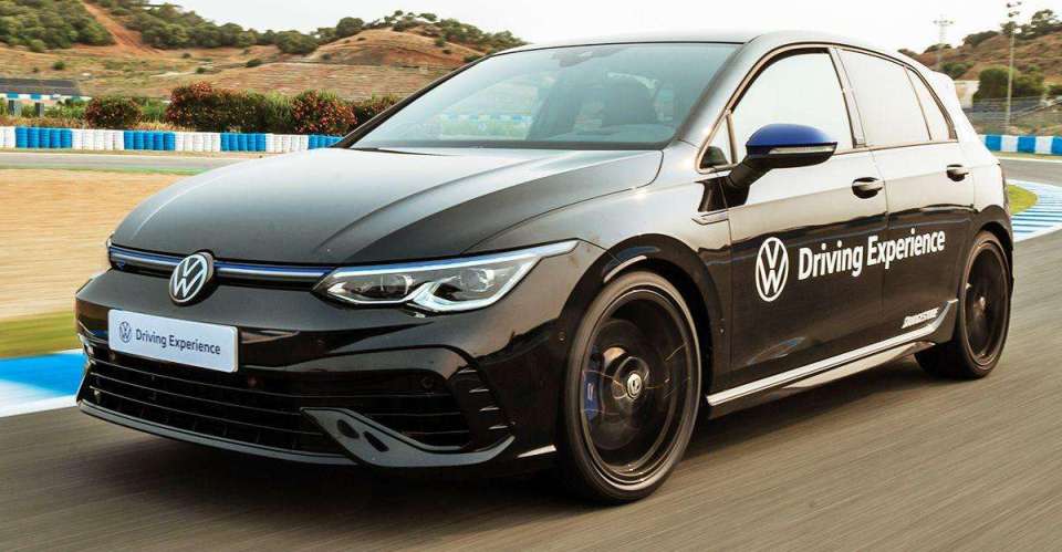 La escuela de conducción de Volkswagen anuncia dos grandes eventos en los circuitos de Jarama y Montmeló