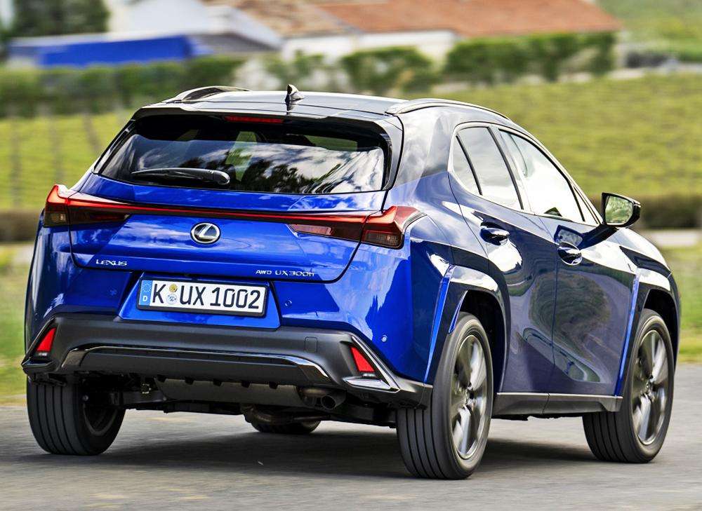 lexus ux 300h awd f sport 04