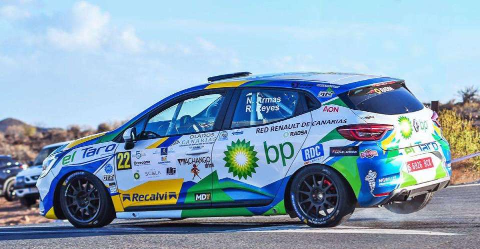 Noé Armas se corona a lo grande campeón de Clio Trophy Canarias