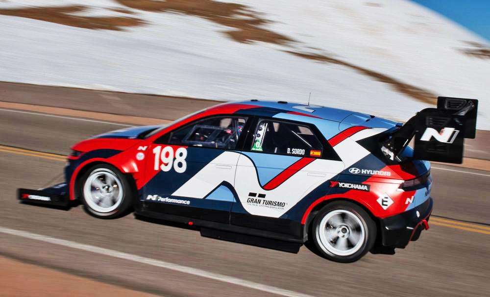 dani sordo hyundai pikes peak 07