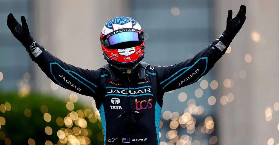 Mitch Evans resucita a Jaguar con una doble victoria en Roma