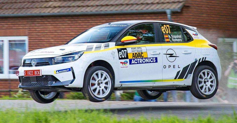 Prometedor debut de Sito Español en la ADAC Opel Electric Rally Cup