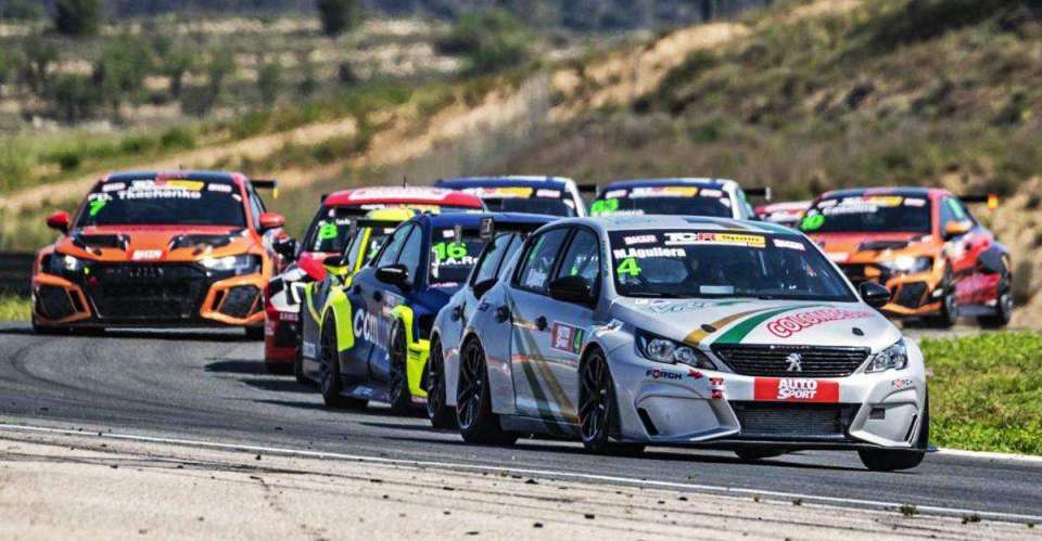 TCR Spain: catorce pilotos pelearán por la victoria en Estoril