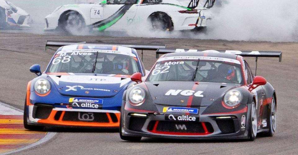Porsche Sprint Challenge Ibérica: Alves y Mora se reparten las victorias en Motorland