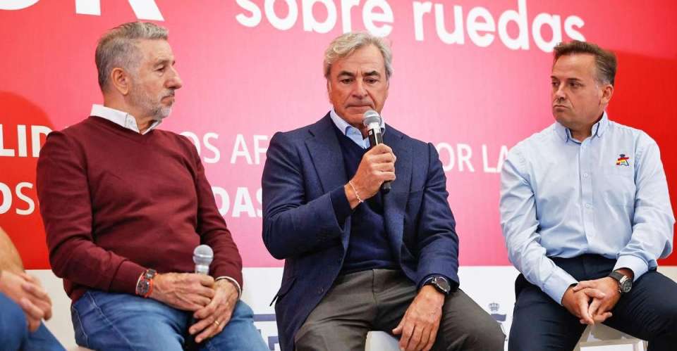 Solidaridad sobre ruedas entregó los primeros 80 vehículos del millar previsto para 2024