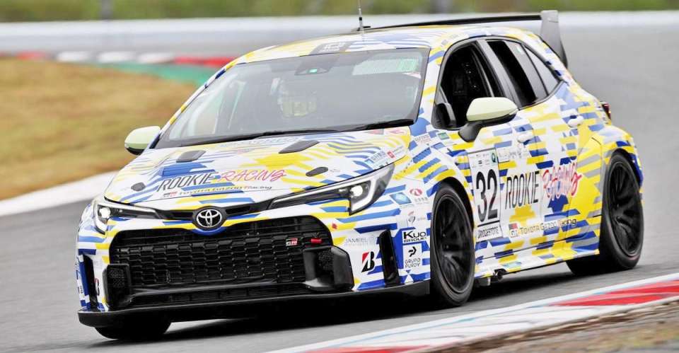 Toyota presenta avances en el GR Corolla de hidrógeno líquido en Fuji