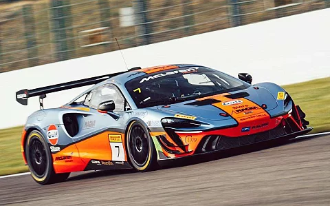 ▷ Aso y de Andrés lideran el GT4 PRO tras la carrera de Portugal